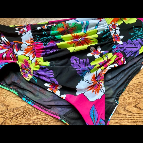 Lane Bryant high waisted swim bottoms - Picture 3 of 6